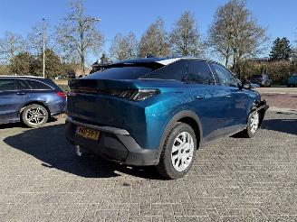 Damaged car Peugeot 3008 1.2 Hybrid 136 Allure (SUV 5-dr.) 2025/4