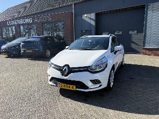 Auto incidentate Renault Clio 0.9 TCe Zen (Stationwagen 5-dr.) 2018/7