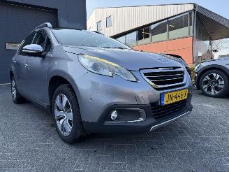 Peugeot 2008 1.2 PureTech Allure (SUV 5-dr.) picture 30