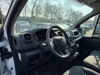 Renault Trafic 2.0 dCi 120 T30 L2H1 Comfort picture 10