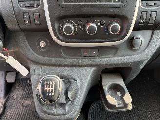 Renault Trafic 2.0 dCi 120 T30 L2H1 Comfort picture 14