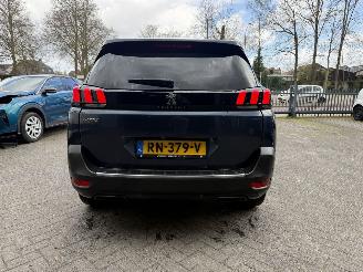 Peugeot 5008 1.2 PureTech Allure (SUV 5-dr.) picture 4