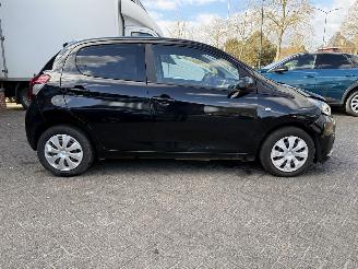 Peugeot 108 1.0 e-VTi Active (Hatchback 5-dr. picture 5