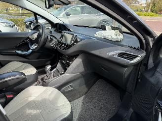 Peugeot 208 1.4 VTi Griffe (Hatchback 5-dr.) picture 15