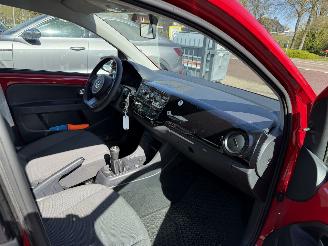 Volkswagen Up! 1.0 cheer up! BlueMotion picture 13