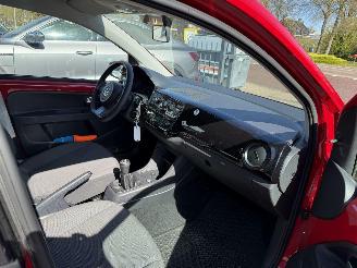Volkswagen Up! 1.0 cheer up! BlueMotion picture 13