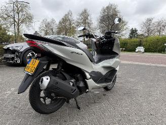Honda PCX 125 ABS picture 17