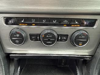 Volkswagen Golf 1.2 TSI Trendline picture 28