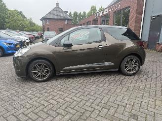 Citroën DS3 1.2 VTi So Chic (Hatchback 3-dr.) picture 2