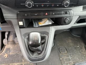 Peugeot Expert 2.0 BlueHDI 120 Pro picture 19