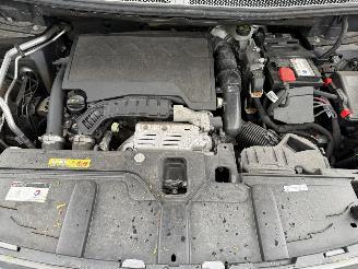 Peugeot 3008 1.2 PureTech Active AUTOMAAT  (SUV 5-dr.) picture 24