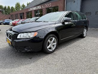 Avarii autoturisme Volvo V-70 1.6 T4 Limited Edition AUTOMAAT LEER  (Stationwagen 5-dr.) 2011/9