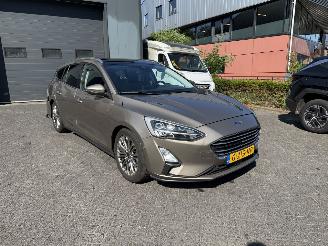 Ford Focus 1.0 EcoBoost Titanium Business picture 7
