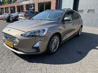 Ford Focus 1.0 EcoBoost Titanium Business picture 27