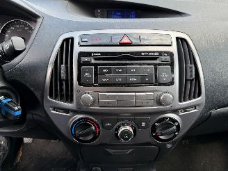 Hyundai I-20 1.2i i-Deal (Hatchback 5-dr.) picture 13