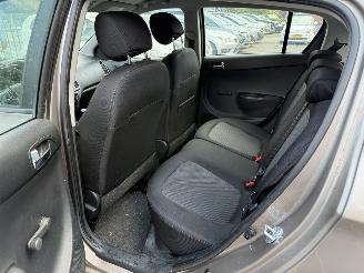 Hyundai I-20 1.2i i-Deal (Hatchback 5-dr.) picture 17