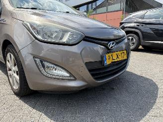 Hyundai I-20 1.2i i-Deal (Hatchback 5-dr.) picture 29