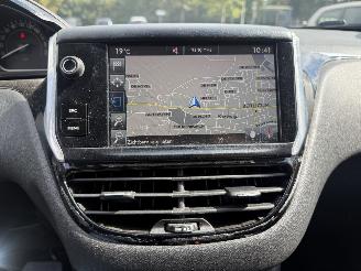 Peugeot 208 1.2 PureTech Active  AUTOMAAT (Hatchback 5-dr.) picture 23