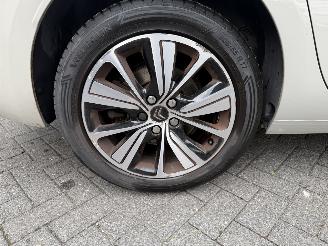 Citroën C4-picasso Grand  1.2 PureTech (MPV 5-dr.) picture 17