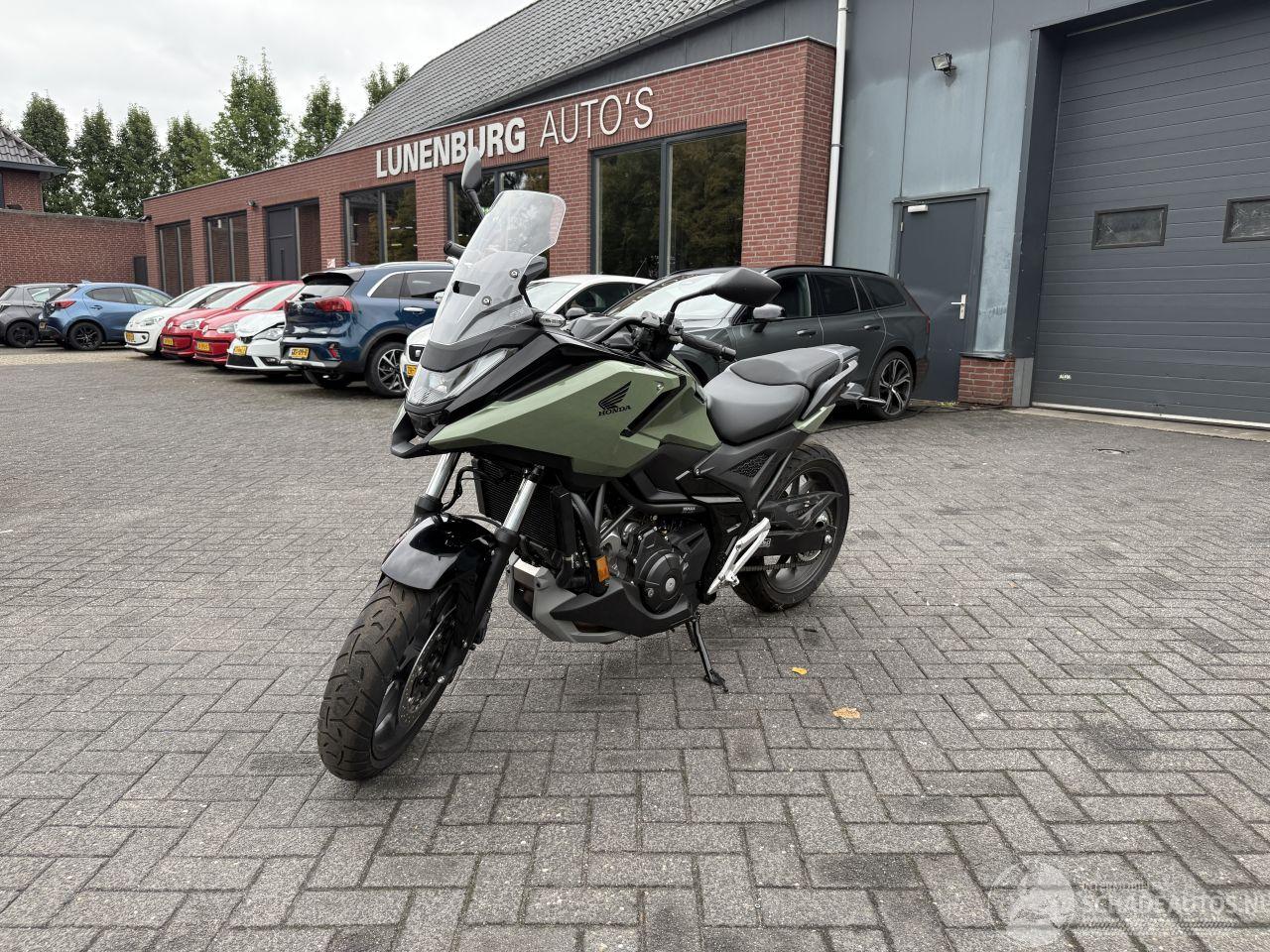 Honda  NC 750X DCT C-ABS