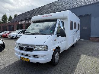 krockskadad bil auto Dethleffs Juke Advantage T6501 2006/1