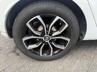 Renault Clio 0.9 TCe Intens (Hatchback 5-dr.) picture 17