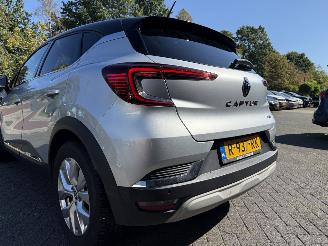 Renault Captur 1.6 E-Tech Hybrid 145 Intens picture 28