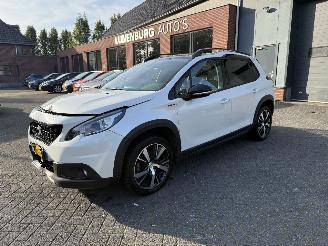 damaged passenger cars Peugeot 2008 1.2 PureTech GT-line (SUV 5-dr.) 2018/6