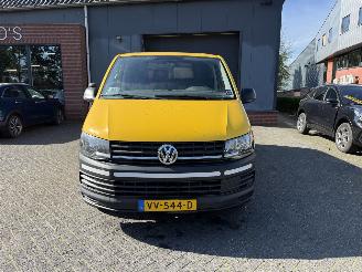Volkswagen Transporter 2.0 TDI L1H2 Comfortline picture 8