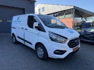 Unfall Kfz Van Ford Transit Custom 280 2.0 TDCI L1H1 Trend 2020/12