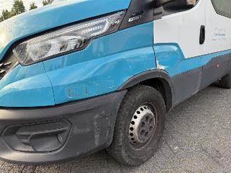 Iveco Daily 35C16V 2.3 352 H3  AUTOMAAT DUBBELCABINE  (Bedrijfsauto 5-dr.) picture 12