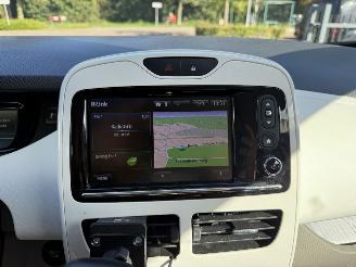 Renault Zoé R90 Life 41 kWh KOOPACCU  SOH 86% (Hatchback 5-dr.) 6157 EURO EX BTW picture 12