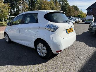 Renault Zoé R90 Life 41 kWh KOOPACCU  SOH 86% (Hatchback 5-dr.) 6157 EURO EX BTW picture 3