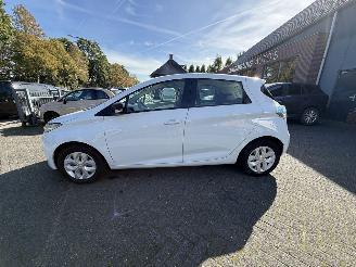 Renault Zoé R90 Life 41 kWh KOOPACCU  SOH 86% (Hatchback 5-dr.) 6157 EURO EX BTW picture 2