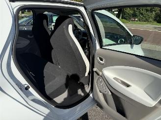 Renault Zoé R90 Life 41 kWh KOOPACCU  SOH 86% (Hatchback 5-dr.) 6157 EURO EX BTW picture 16