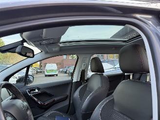 Peugeot 2008 1.2 PureTech Allure (SUV 5-dr.) picture 22