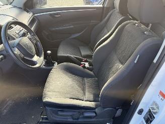 Suzuki Swift 1.2 Exclusive EASSS (Hatchback 3-dr.) picture 21