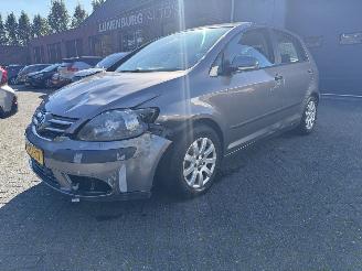 Coche accidentado Volkswagen Golf 1.6 FSI Comfortline  AUTOMAAT (MPV 5-dr.) 2006/8