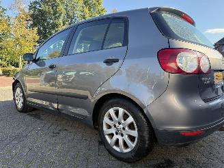 Volkswagen Golf 1.6 FSI Comfortline  AUTOMAAT (MPV 5-dr.) picture 17