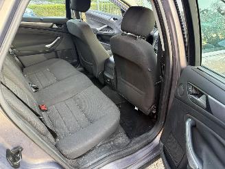 Ford Mondeo 1.6 EcoBoost Titanium (Hatchback 5-dr.) picture 25