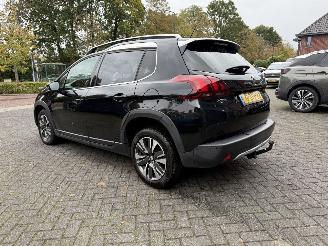 Peugeot 2008 1.2 PureTech Allure (SUV 5-dr.) picture 3