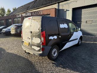 krockskadad bil bedrijf Mercedes Citan 108 CDI BlueEFFICIENCY 2018/1