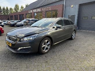 damaged passenger cars Peugeot 508 1.6 e-THP  AUTOMAAT Blue Lease Executive 2016/3