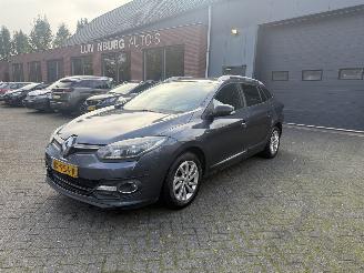 skadebil auto Renault Mégane 1.2 TCe Limited 2015/11