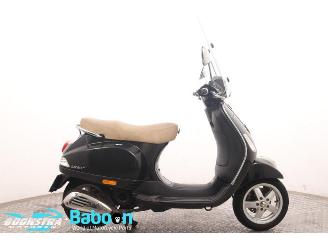 Schade scooter Vespa  LX 50 45KM 2009/5