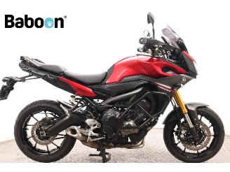 krockskadad bil motor Yamaha MP3 500 Tracer 900 ABS 2015/5