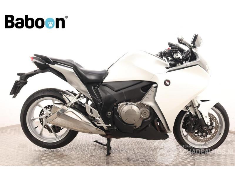 Honda VFR 1200 F C-ABS