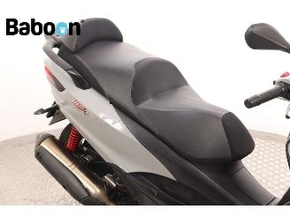 Piaggio MP3 500 HPE Sport ABS ASR picture 13