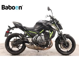 krockskadad bil motor Kawasaki Z 650 ABS 2019/7