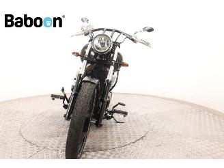 Kawasaki VN 900 Custom picture 3